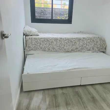 De Lujo Cerca De La Playa Apartment